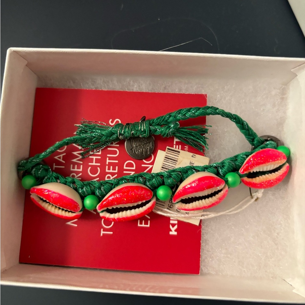 NWT Venessa Arizaga Cowrie Shell Macrame Bracelet